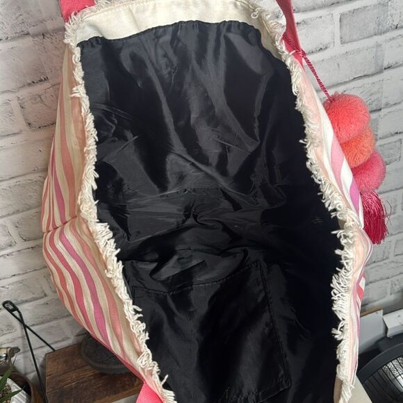 Victoria’s Secret Striped Large Tote Beach Bag - Picture 7 of 8